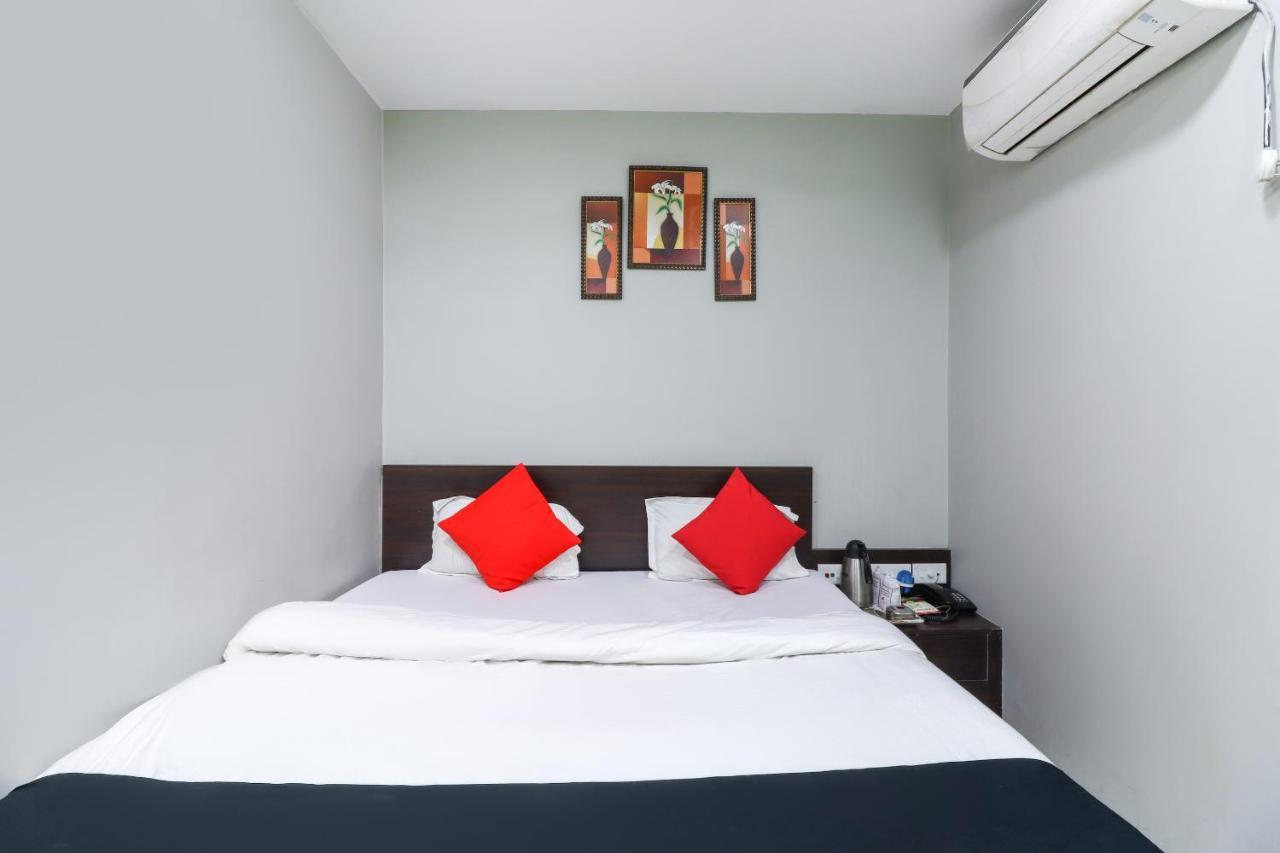 Capital O 70631 Hotel Dwarka International Darbhanga Extérieur photo