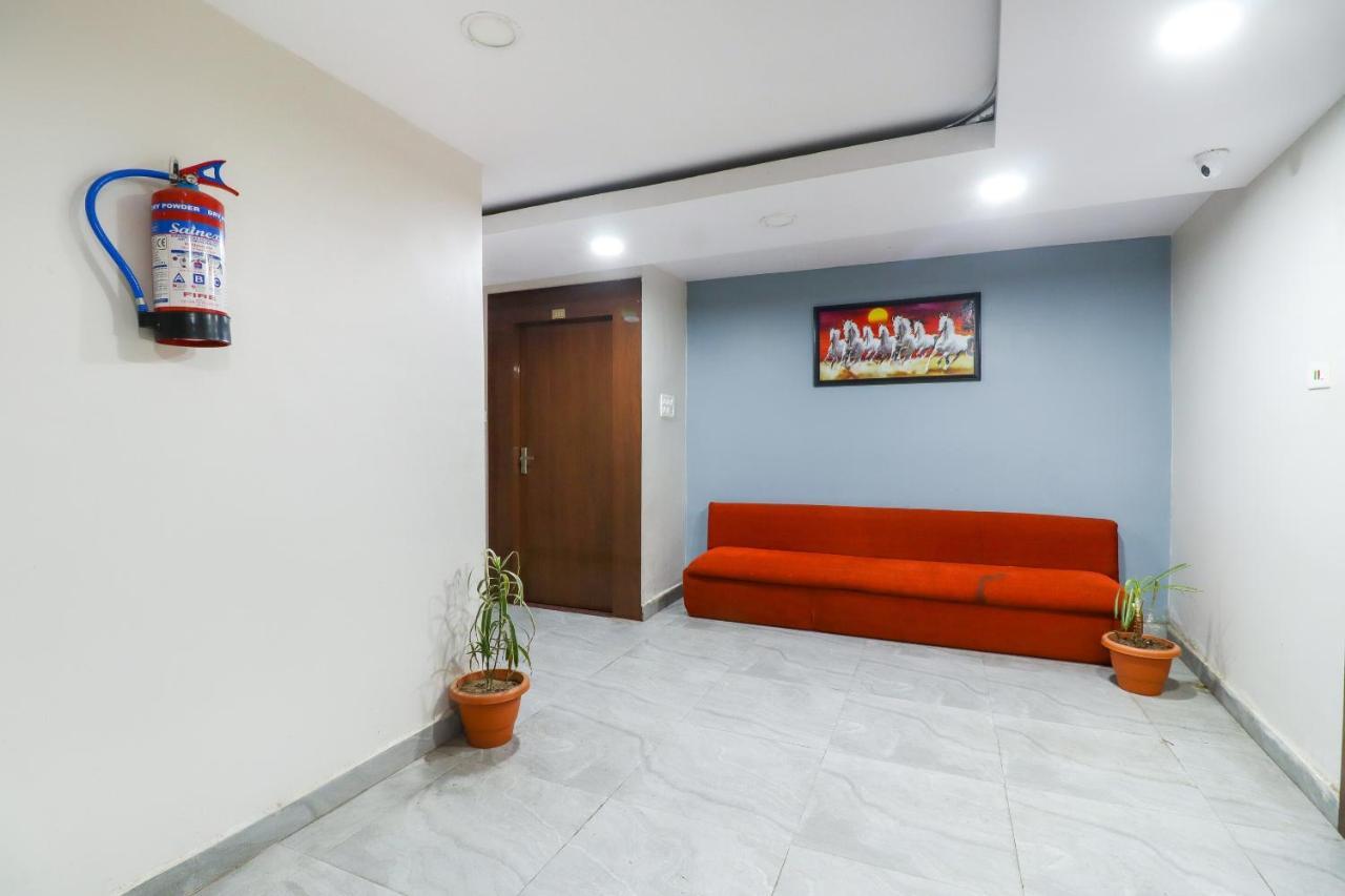 Capital O 70631 Hotel Dwarka International Darbhanga Extérieur photo